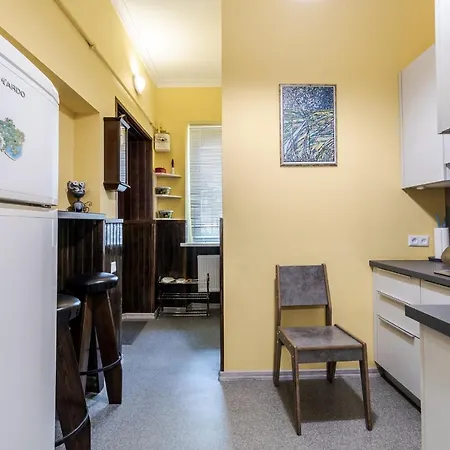 Modern Chaikovskogo Apartment Lviv Exterior photo